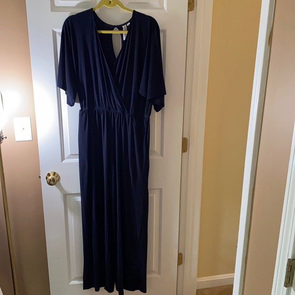 Emma & Michele Pants - Navy blue v-neck pant romper